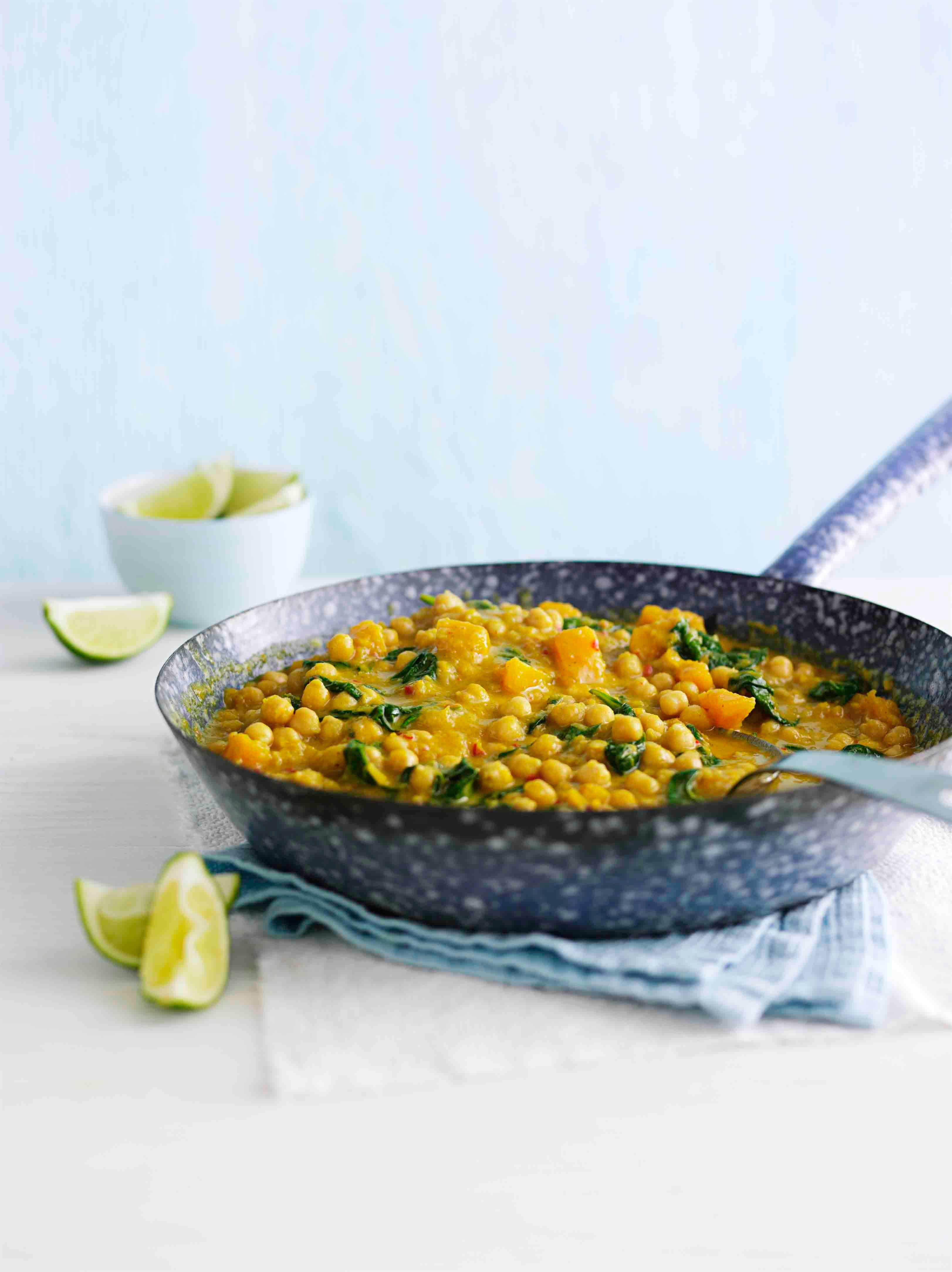 Rețetă vegetariană de curry de naut și dovleac