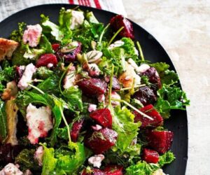 Rețetă de salată Fattoush cu Kale